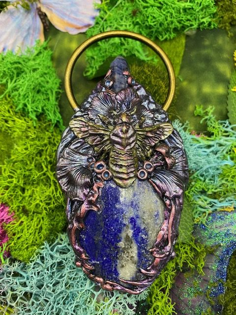 Golden Bee Talisman