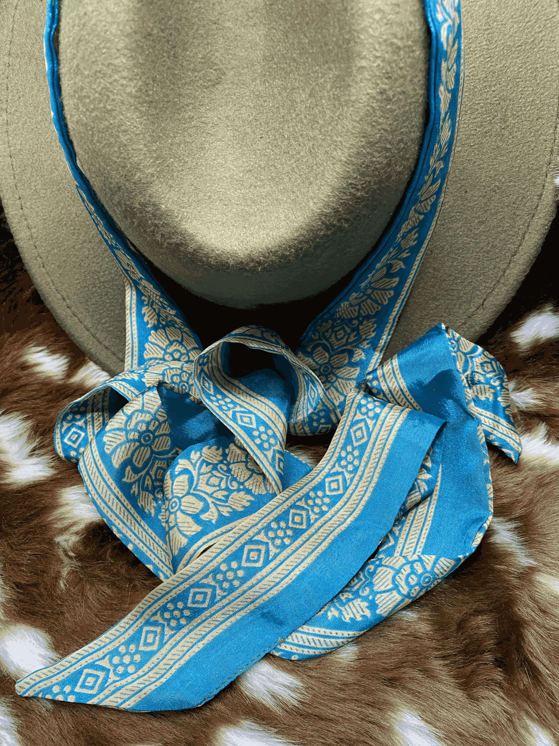 Story Ties - Image 2